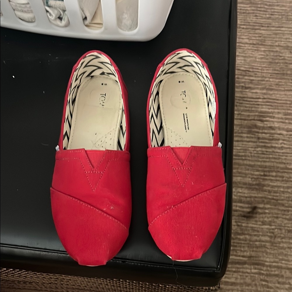 Toms Red Flats for Women